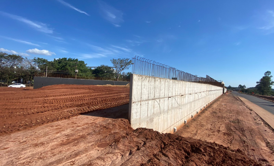 Novo viaduto no acesso para Mariluz