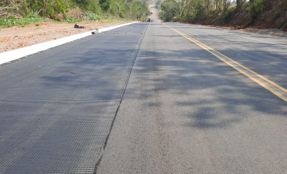 Obras de terceiras faixas na PR-323