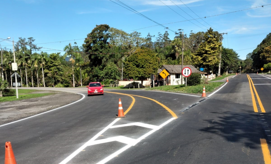 Serviços de conservação na PR-480