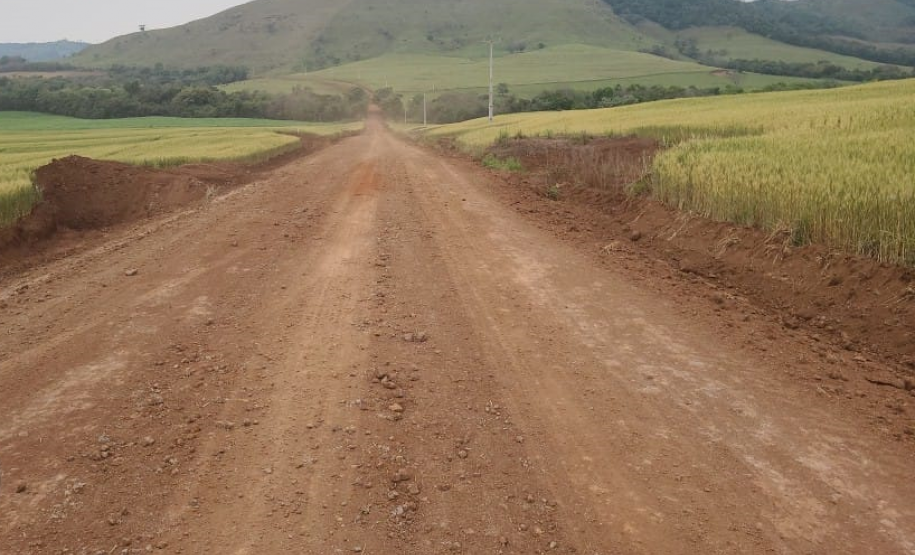 PR-462, entre Águas de Jurema e a Ponte do Rio do Óleo