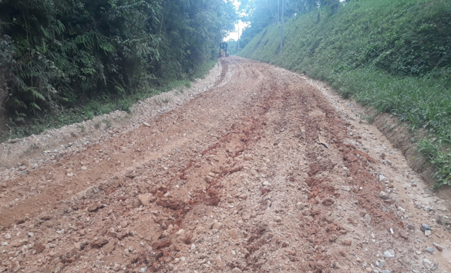 PR-513 compactação de leito escarificado