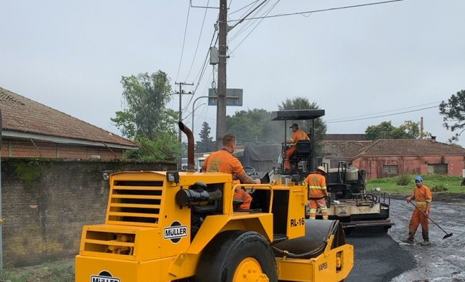 Serviços de conservação na PRC-280 via Proconserva