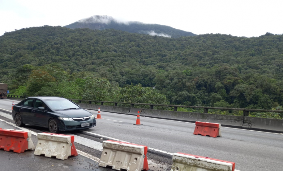 Serviços de operação de tráfego do DER/PR na BR-277