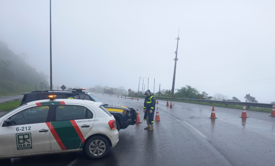 Serviços de operação de tráfego do DER/PR na BR-277