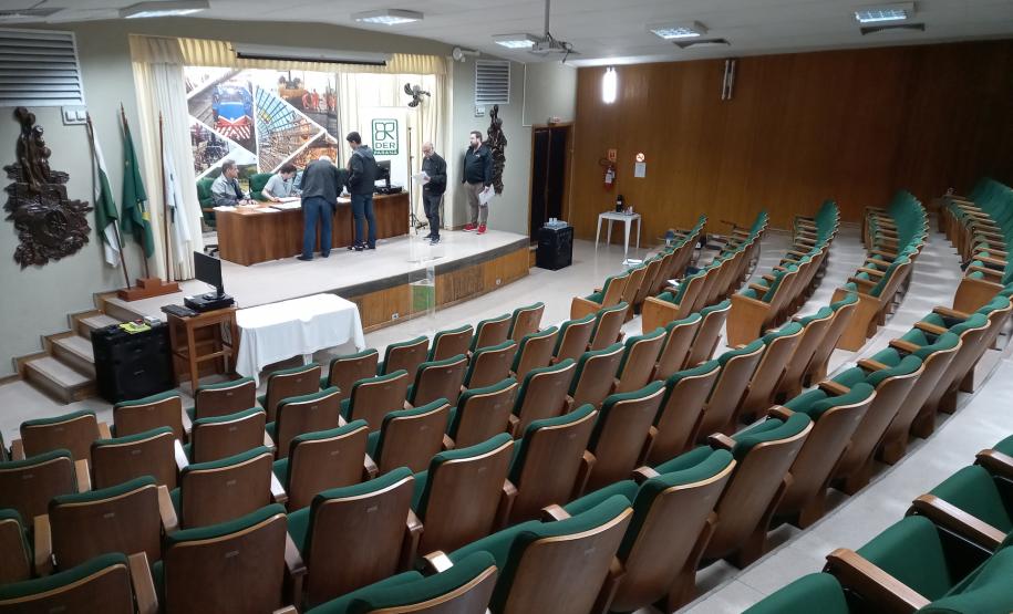 Sessão de abertura de envelopes de preço