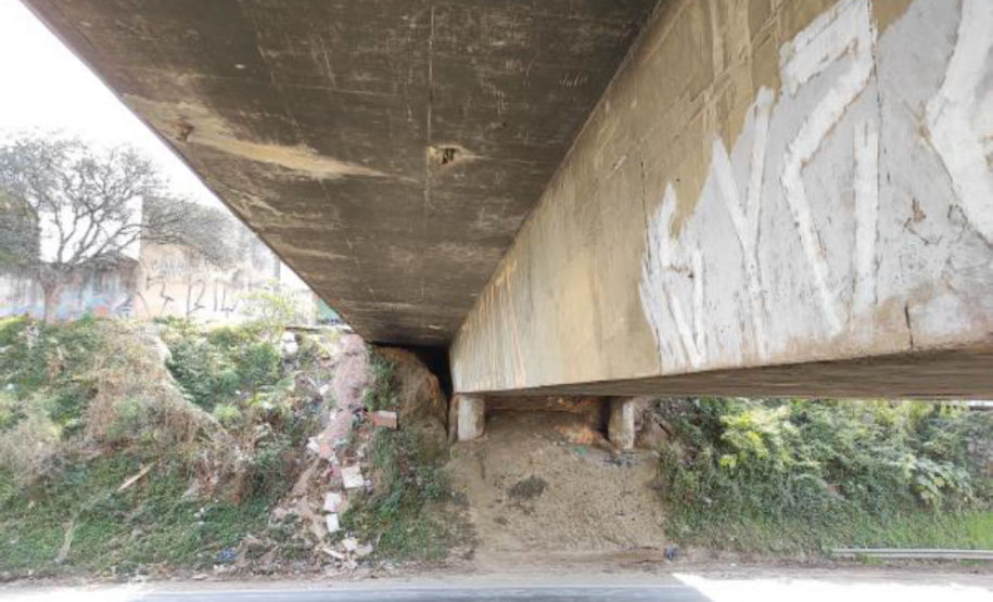 Passagem Superior R. Francisco Kruger PR-418