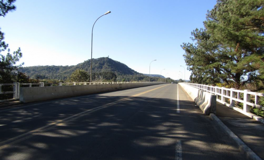 Ponte Domício Scaramella Rio Iguaçú PR-835