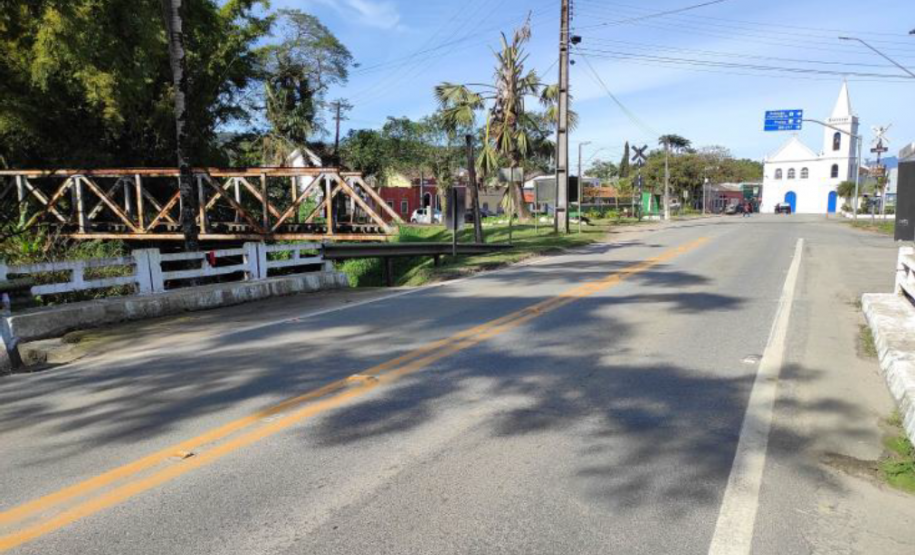 Ponte Rio Macaquinho PR-411