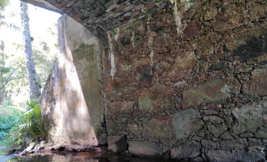 Ponte Rio Macaquinho PR-411