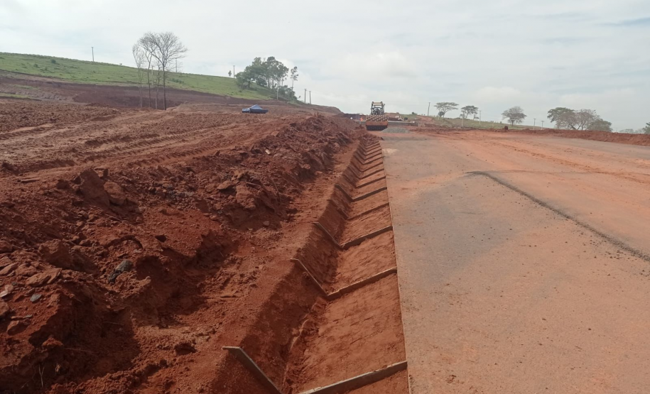 Etapa final da pavimentação da Estrada Boiadeira, setembro 2022