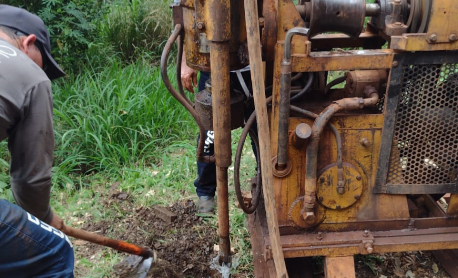 Sondagens na PR-182, em Salgado Filho