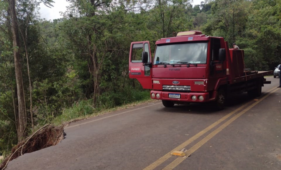 Sondagens na PR-182, em Salgado Filho