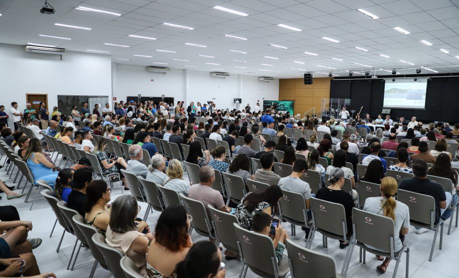 Audiência pública da Ponte de Guaratuba, em Guaratuba