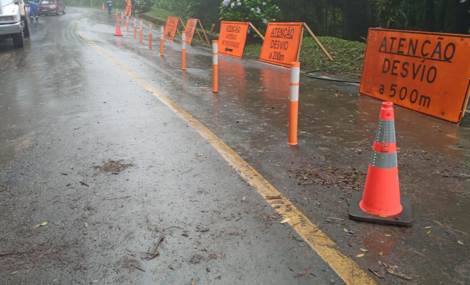 Obras na Estrada da Graciosa