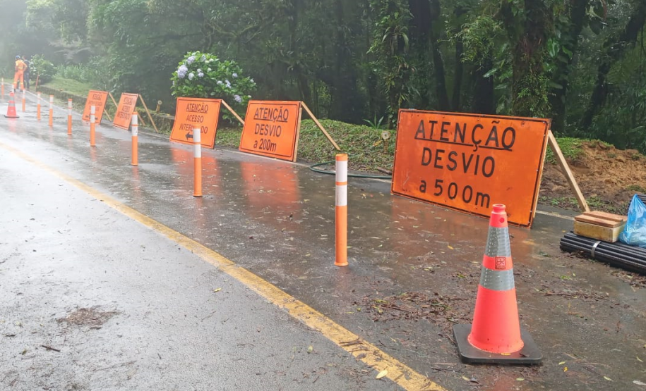 Obras na Estrada da Graciosa