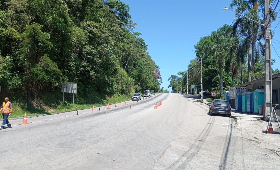 Via de acesso ao ferry boat vazia