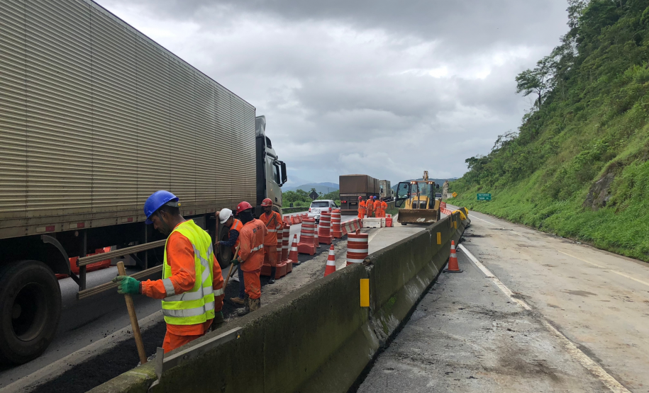 Serviços para liberação de faixa adicional na BR-277