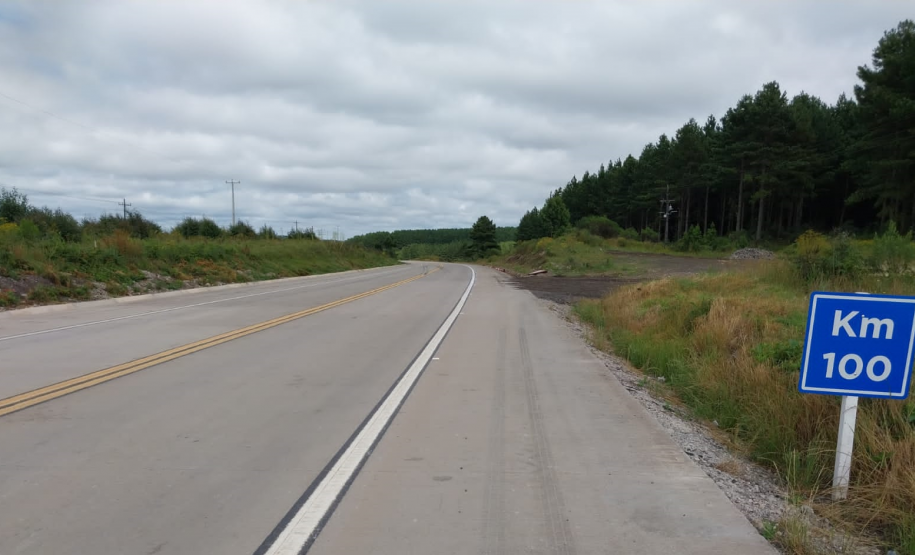 Serviços da obra de whitetopping na PRC-280