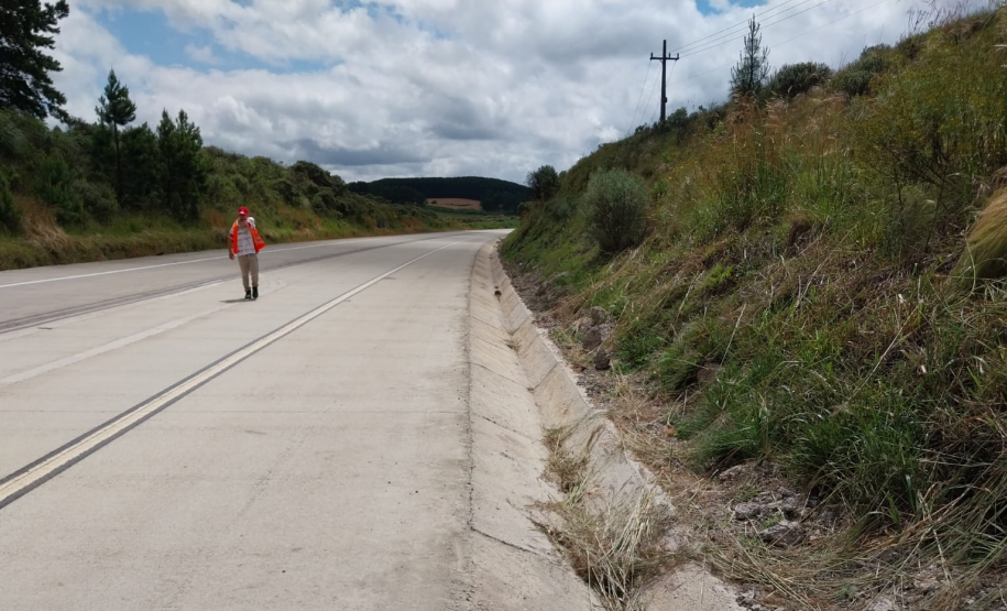 Serviços da obra de whitetopping na PRC-280