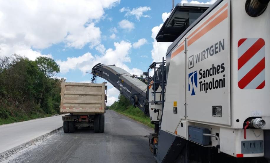 Serviços da obra de whitetopping na PRC-280