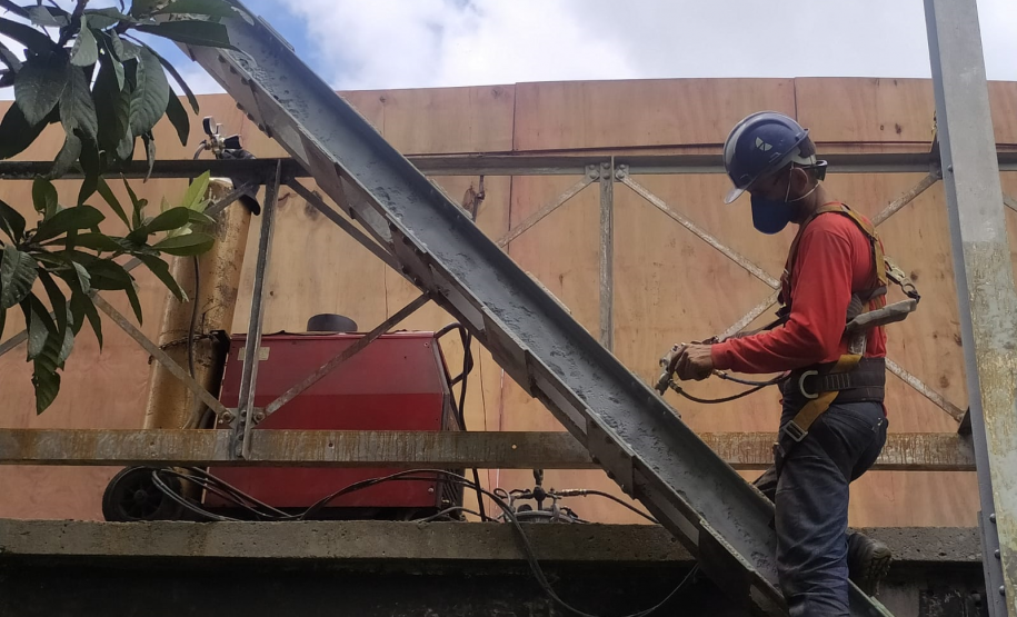 Reforma da Ponte metálica em Porto de Cima