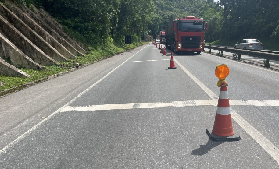 Serviços na BR-277 em 05/01/23