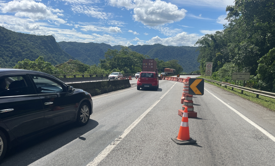 Serviços na BR-277 em 05/01/23