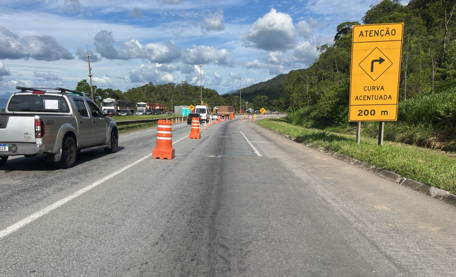 Serviços na BR-277 em 05/01/23