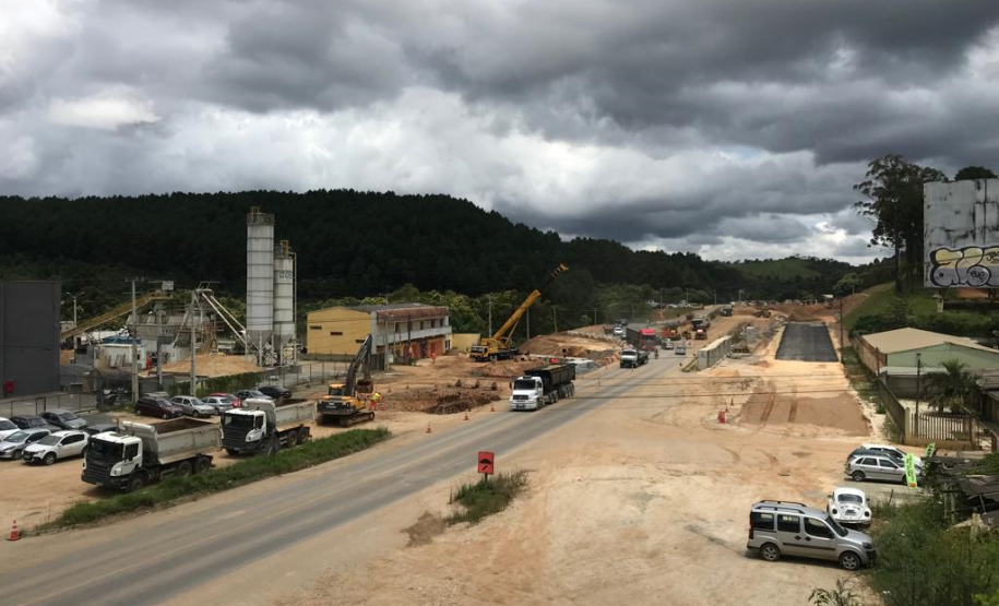 Serviços da duplicação da Rodovia dos Minérios