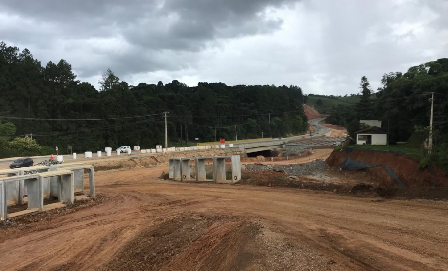 Serviços da duplicação da Rodovia dos Minérios