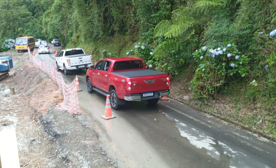 Km 7 - Operação pare-e-siga em andamento