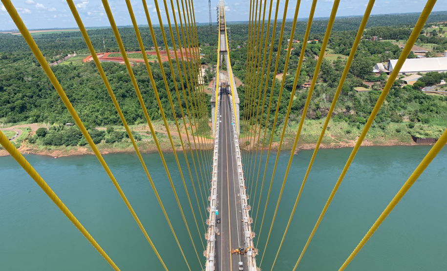 Vista superior do trecho estaiado