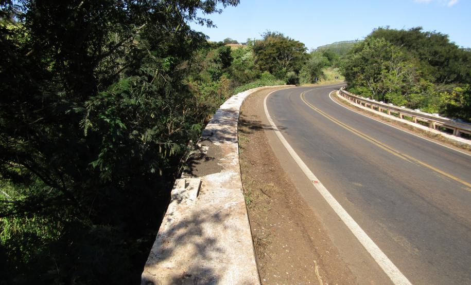 Ponte Rio das Lontras PRC-487 em Luiziana