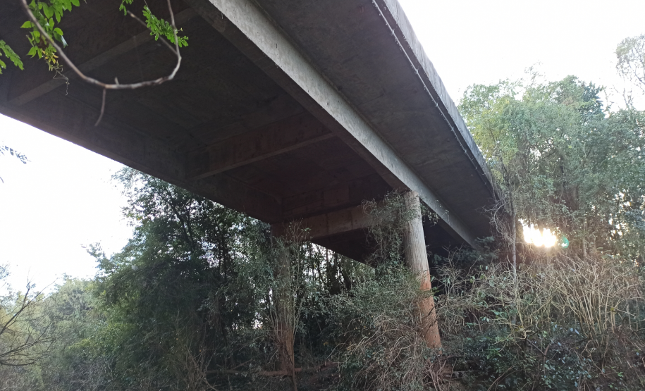 Ponte Rio Lageado Grande PR-493 no limite entre Dois Vizinhos e Verê