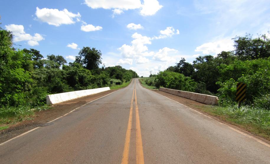 Ponte Rio Marialva PR-546 no limite entre Marialva e Itambé