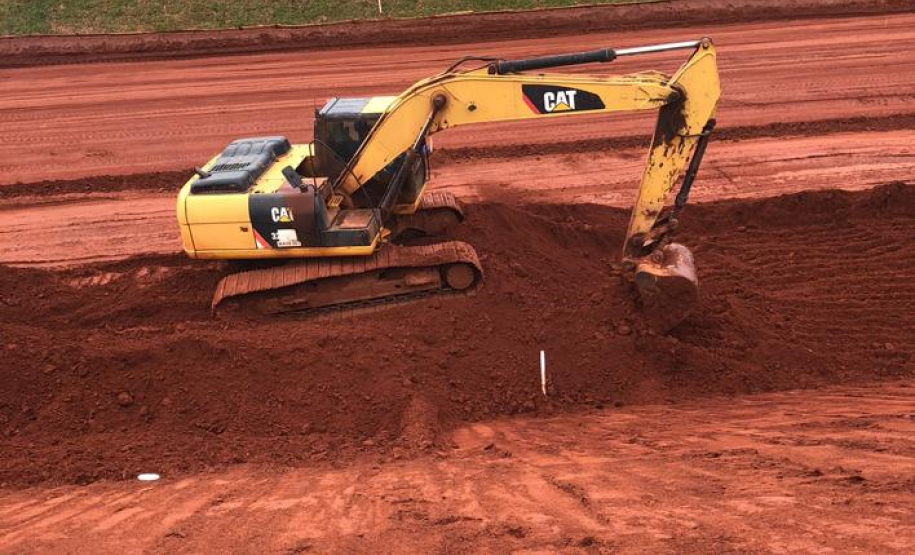 Obras de duplicação da PR-323 em Umuarama