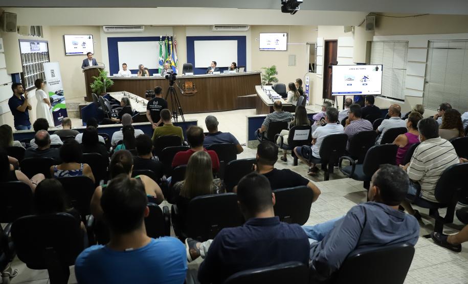 Audiência pública sobre nova contratação do ferry boat de Guaratuba.