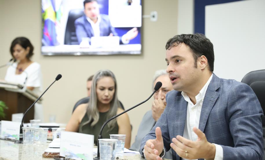 Audiência pública sobre nova contratação do ferry boat de Guaratuba.