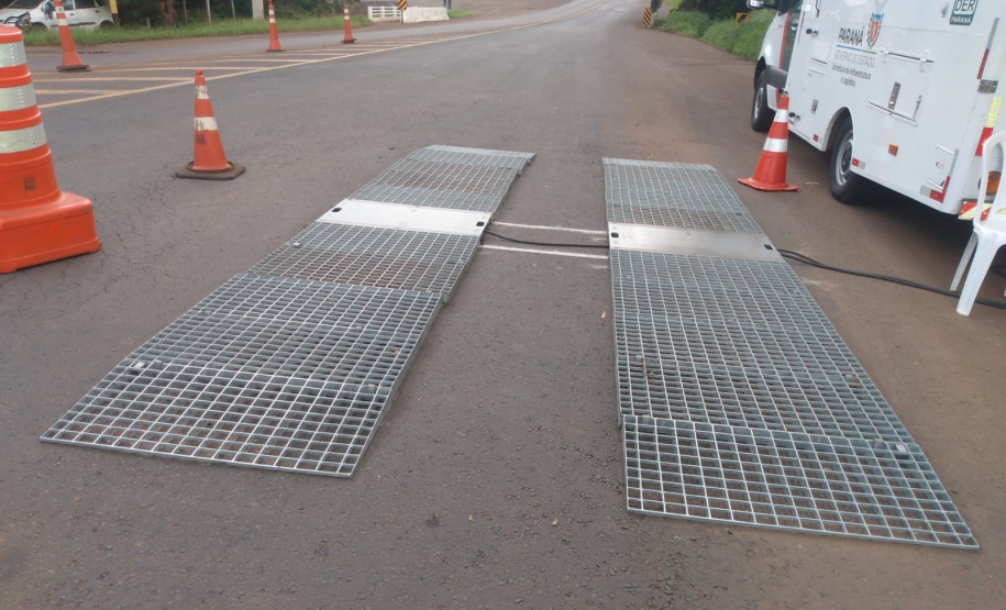 Balanças rodoviárias em rodovia estadual
