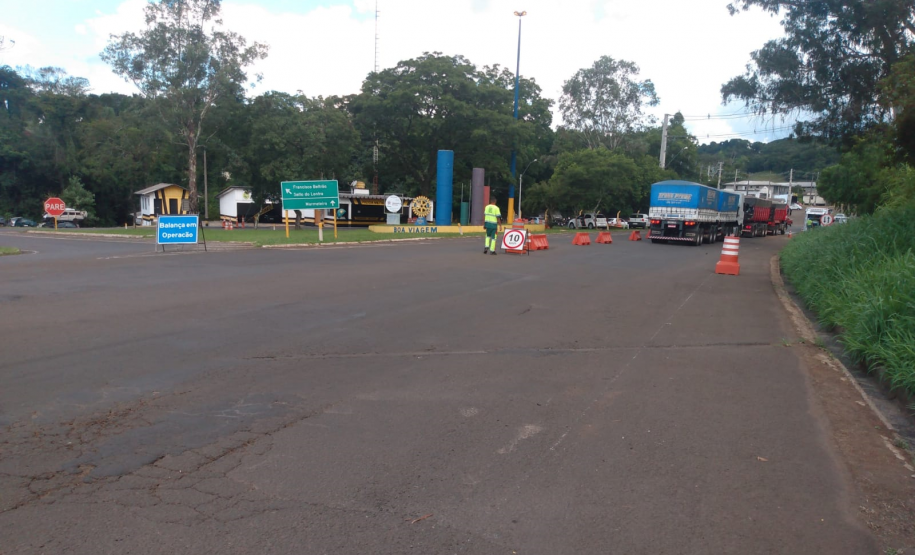 Balanças rodoviárias em rodovia estadual