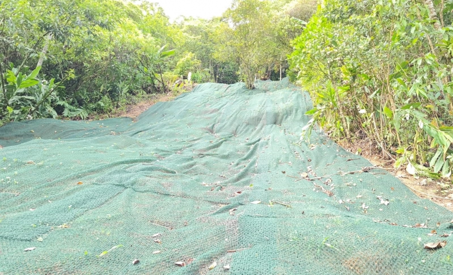 BR-277 serviços de contenção no km 39