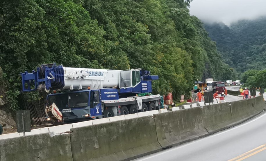 BR-277 serviços de contenção no km 41