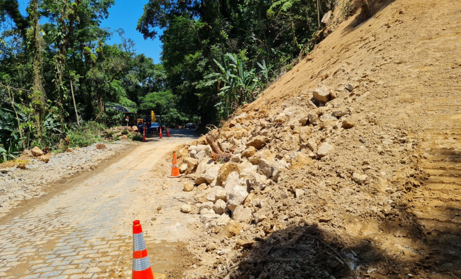 Obras no km 12