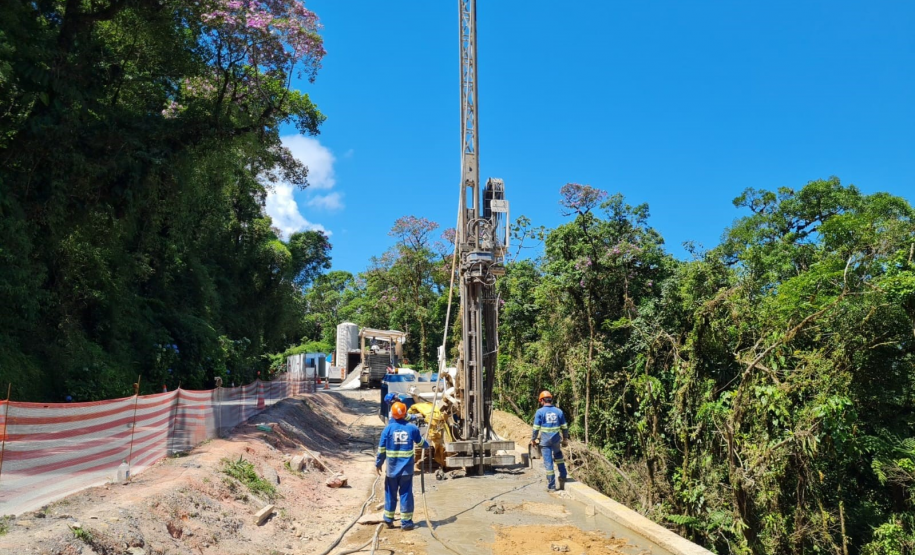 Obras no km 7
