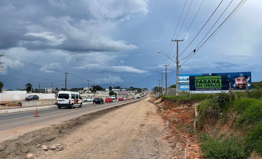 Obra do novo viaduto da BR-376 em São José dos Pinhais