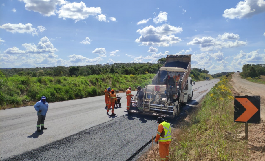Contorno Norte de Castro - pavimentação
