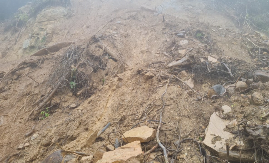 Estrada da Graciosa, ponto de escorregamento