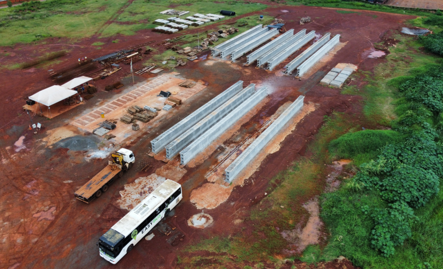 Perimetral - Vigas Longarinas de viaduto BR-277