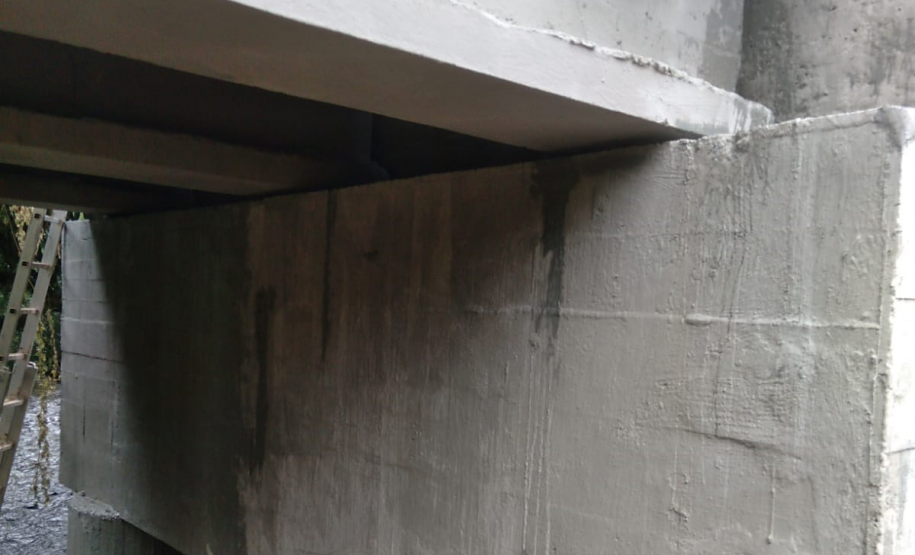 Obras na Ponte sobre Rio Jararaca