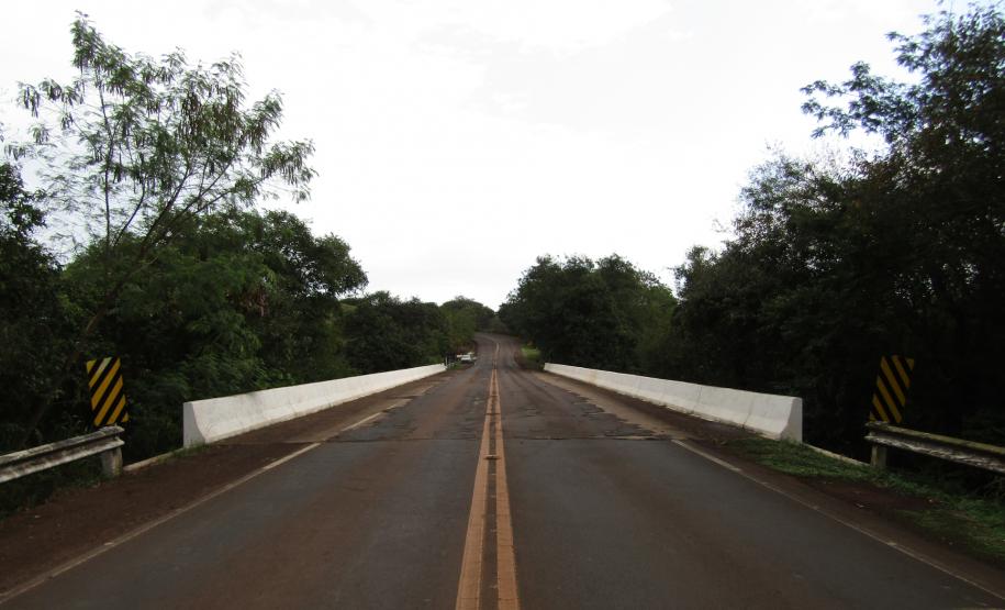 Ponte Rio Santa Quitéria PR-317 no limite entre Ouro Verde do Oeste e São Pedro do Iguaçu